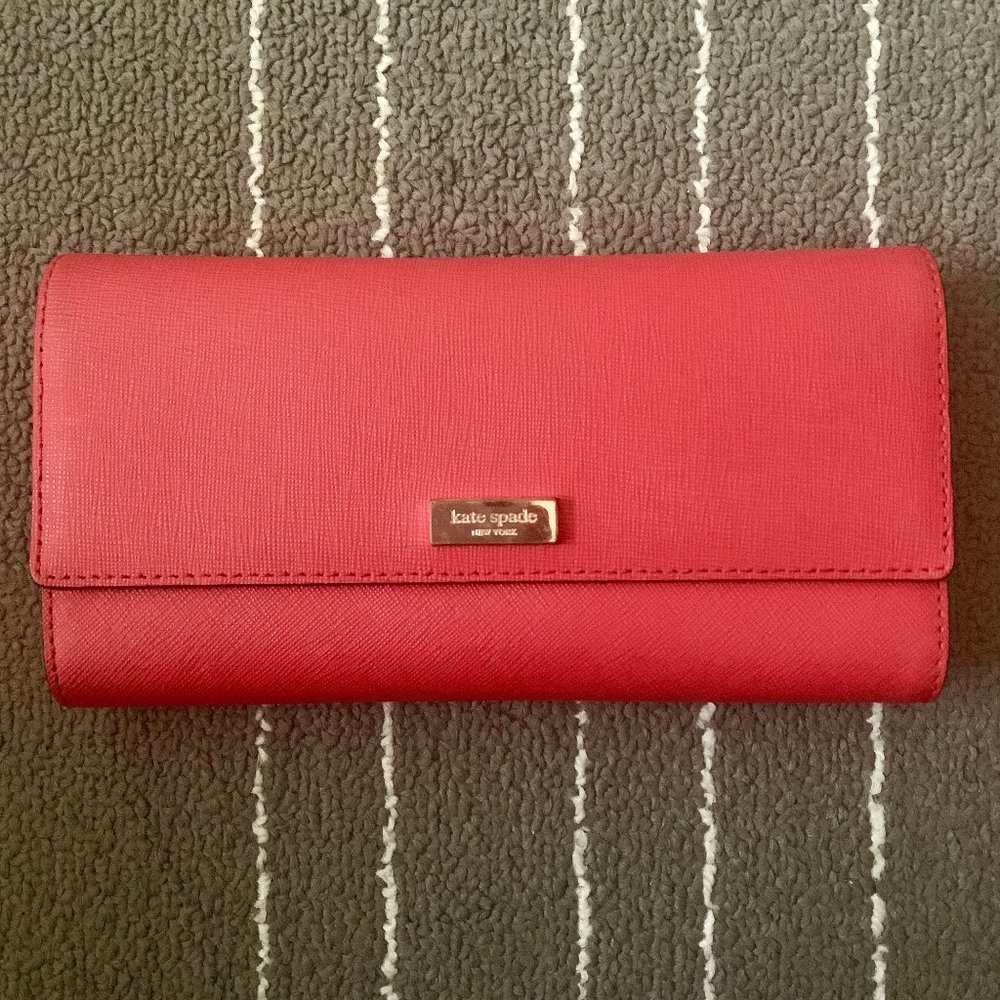 Kate Spade Cedar Street Nika Trifold Wallet